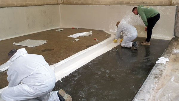 cuvelage reactif et pose de stratification